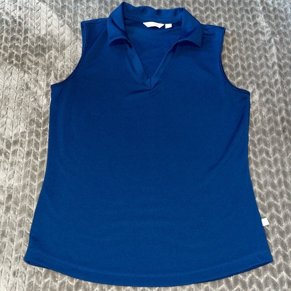 Lady Hagen Sleeveless‎ Golf Short.  Size Small.